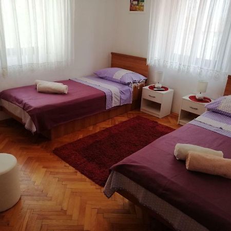 House Lotties Villa Stari Grad  Kültér fotó