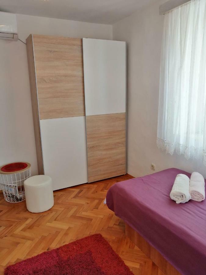 House Lotties Villa Stari Grad  Szoba fotó