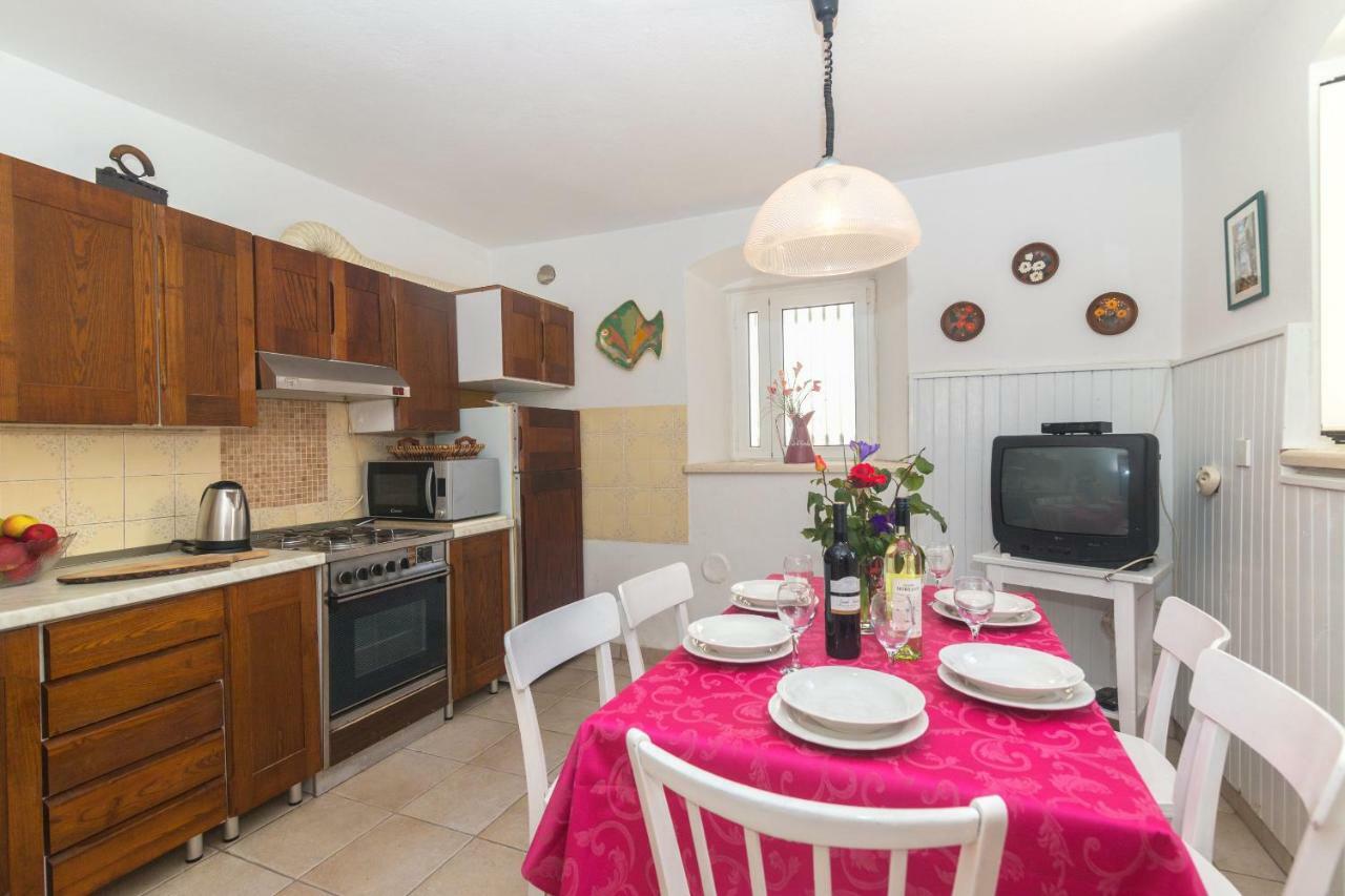 House Lotties Villa Stari Grad  Kültér fotó