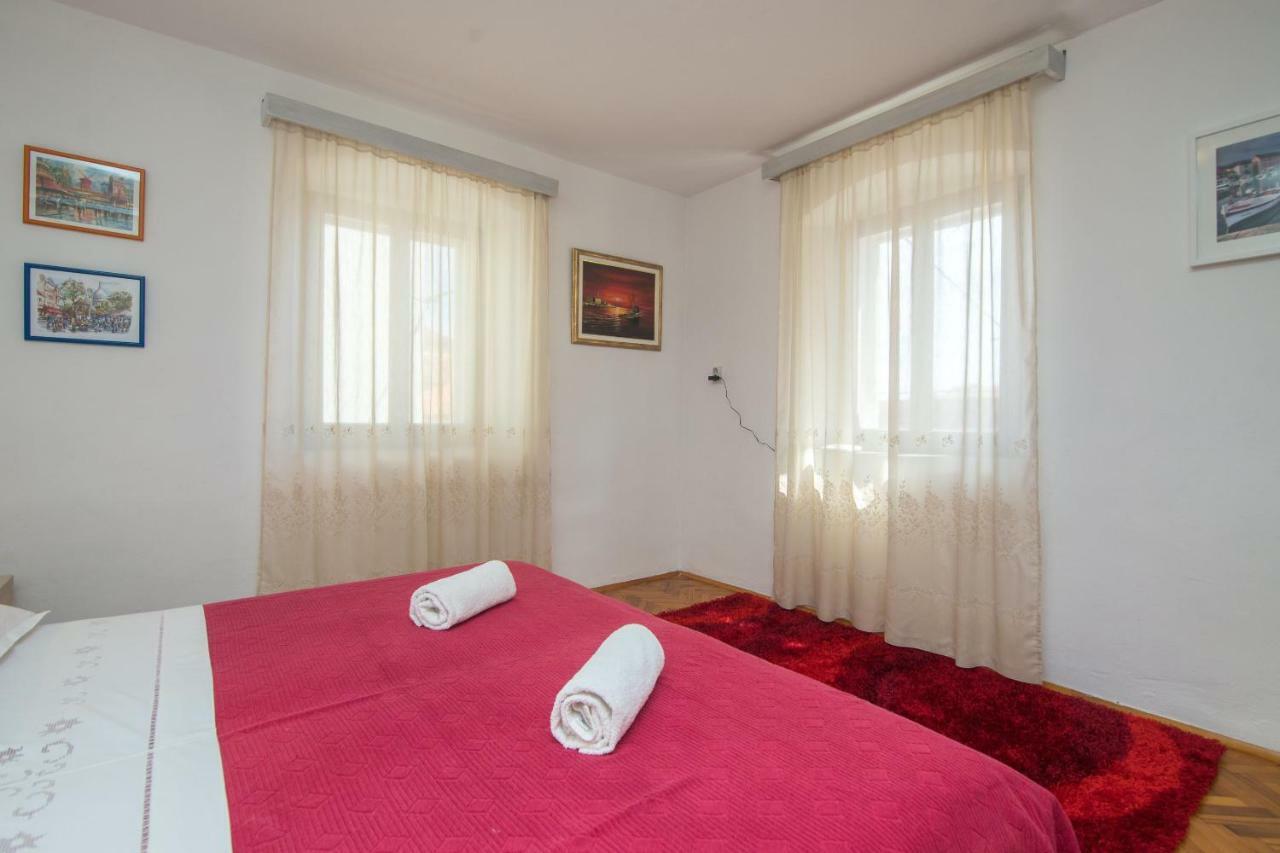House Lotties Villa Stari Grad  Kültér fotó