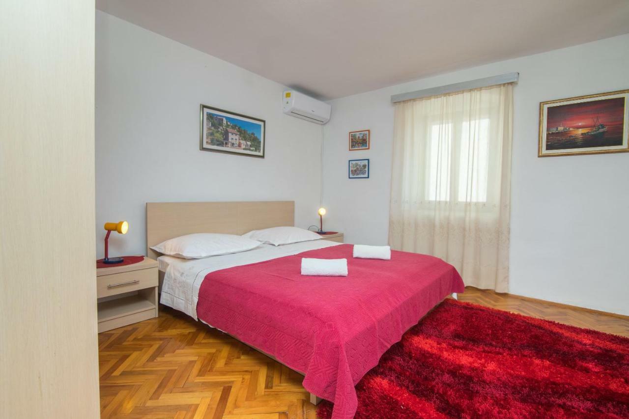 House Lotties Villa Stari Grad  Kültér fotó